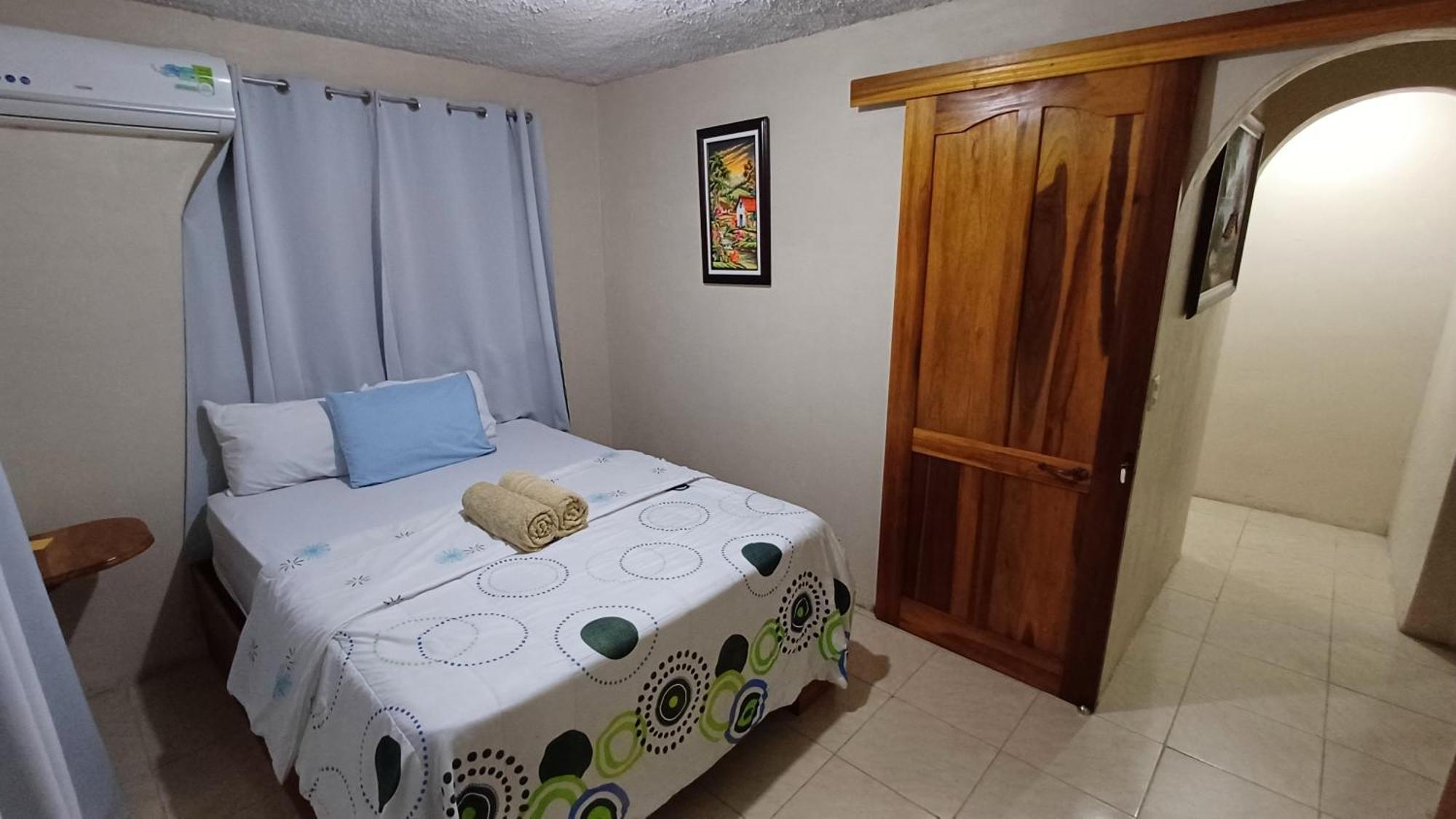 Ferienwohnung Alinas House La Fortuna Exterior foto